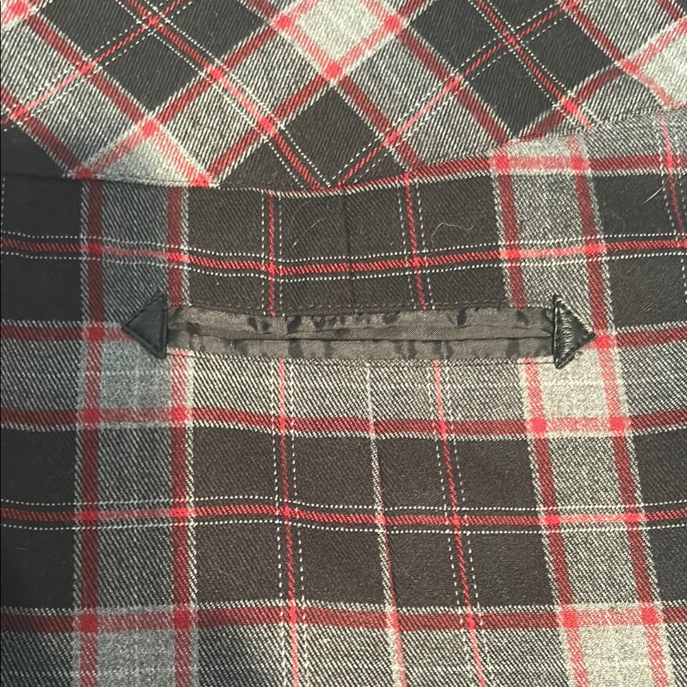 San Francisco Vintage Plaid Pencil Skirt - Black and Red. Size 6